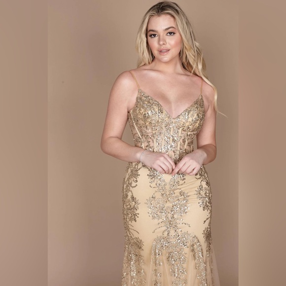 KOS COUTURE - Picture 4 of 4